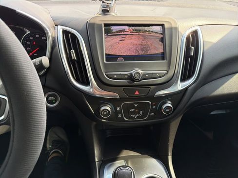 Used 2020 Chevrolet Equinox LT FWD image 9