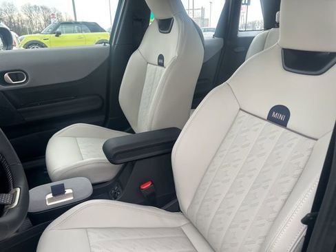 New 2026 MINI Cooper 4-Door Hardtop image 12