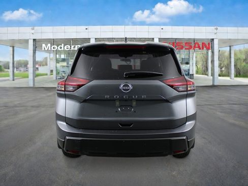 New 2026 Nissan Rogue S image 4
