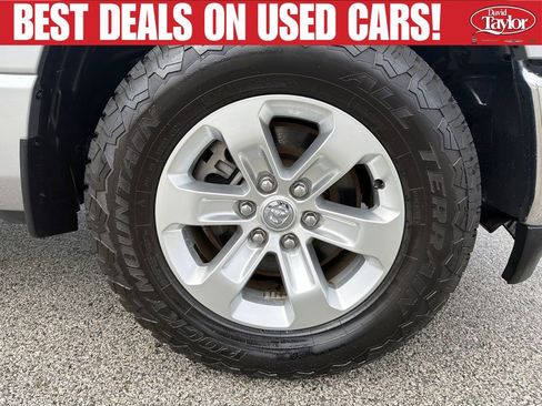 Used 2024 RAM 1500 Laramie AWD/4WD image 32