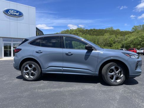 Certified 2024 Ford Escape ST-Line w/ Tech Pack #1 AWD/4WD image 2