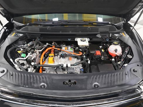 Used 2024 Chevrolet Equinox EV RS FWD image 30
