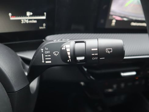 New 2026 Nissan Kicks SR image 18