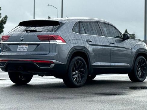 Certified 2023 Volkswagen Atlas Cross Sport SE w/ Panoramic Sunroof Package image 4