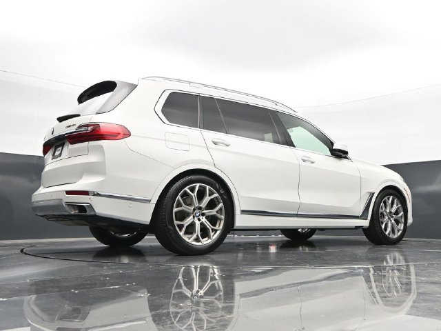 Used 2021 BMW X7 xDrive40i w/ Parking Assistance Package AWD/4WD image 47