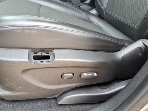 Used 2019 Buick Encore Sport Touring FWD image 20