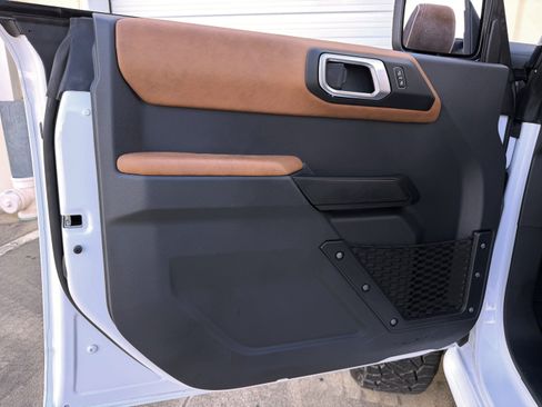 Used 2026 Ford Bronco Outer Banks AWD/4WD image 17