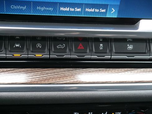 Certified 2023 Chevrolet Silverado 1500 LT image 21