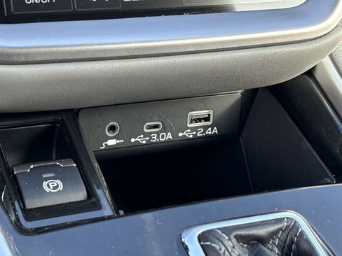 Certified 2025 Subaru Outback Premium w/ Popular Package #1A image 28