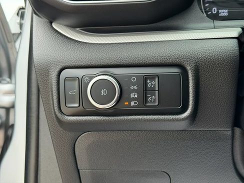 Used 2023 Ford Explorer XLT w/ Equipment Group 202A AWD/4WD image 40
