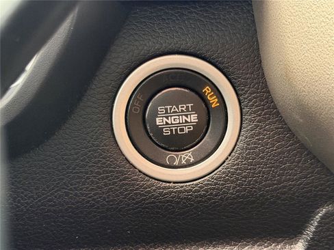 Used 2022 RAM 2500 Laramie AWD/4WD image 23