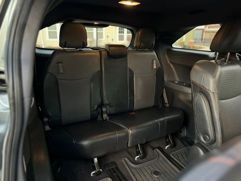 Used 2021 Toyota Sienna XSE w/ XSE Plus Package image 33