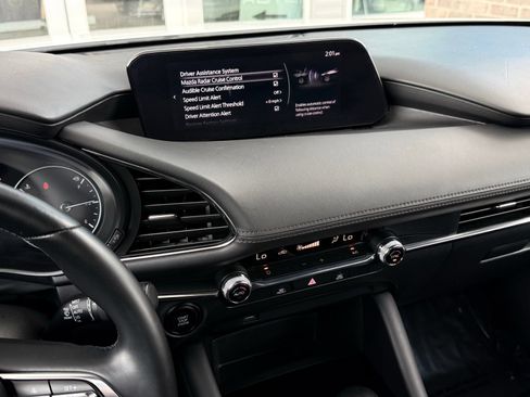 Used 2019 MAZDA MAZDA3 AWD Hatchback image 36