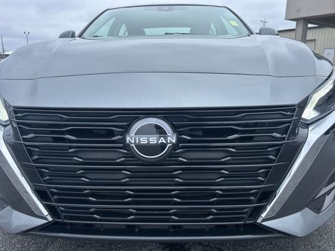 Used 2023 Nissan Altima 2.5 SV image 26