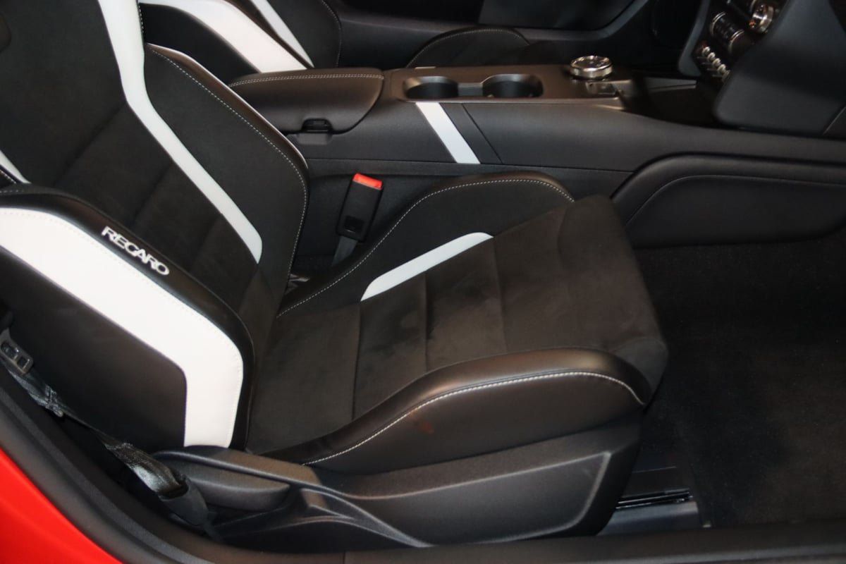 Used 2020 Ford Mustang Shelby GT500 w/ Technology Package RWD image 72