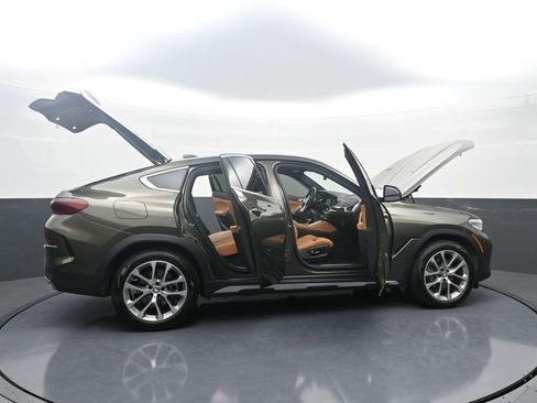 Used 2023 BMW X6 xDrive40i w/ Premium Package AWD/4WD image 44