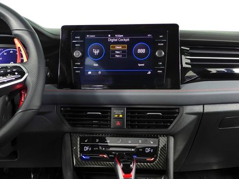 Used 2025 Volkswagen Jetta GLI Autobahn image 25