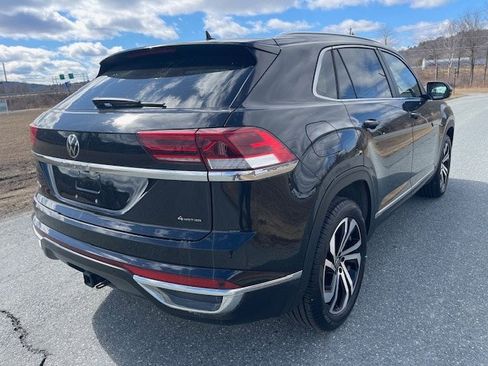 Used 2023 Volkswagen Atlas Cross Sport SEL image 4