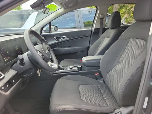 Certified 2023 Kia Sportage LX FWD image 15