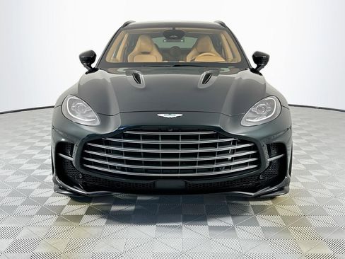 New 2026 Aston Martin DBX 707 image 2