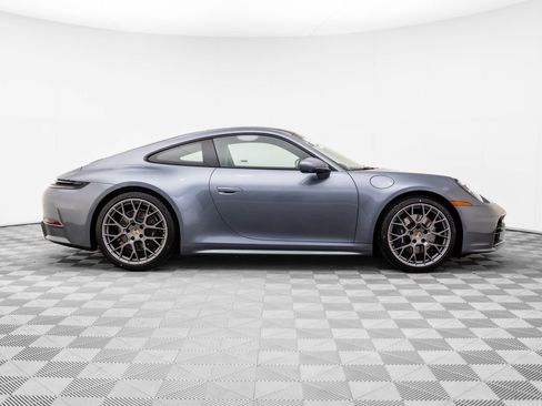 New 2026 Porsche 911 Carrera image 7