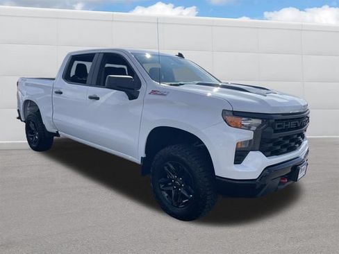 Used 2024 Chevrolet Silverado 1500 Custom Trail Boss AWD/4WD image 11