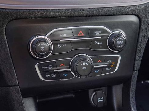 Used 2023 Dodge Charger SXT w/ Blacktop Package image 21