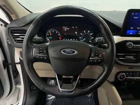 Used 2020 Ford Escape SEL image 21