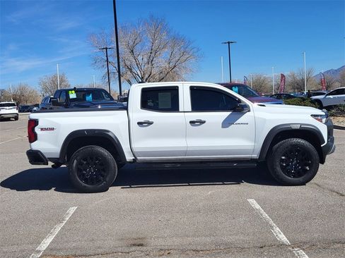 Certified 2024 Chevrolet Colorado Trail Boss w/ Technology Package image 2