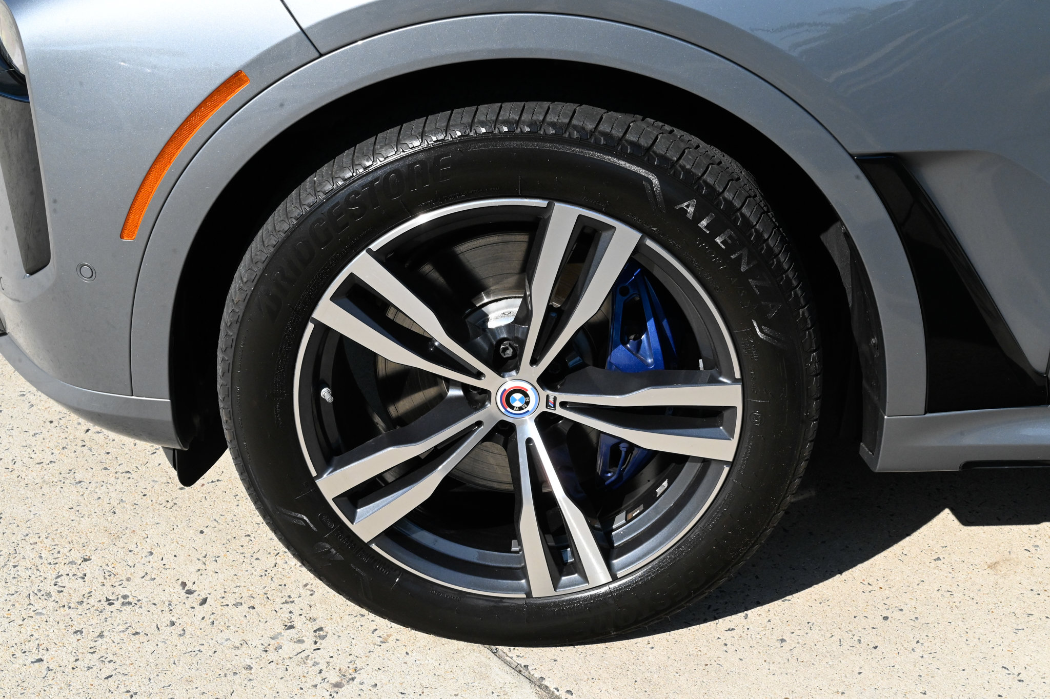 Used 2023 BMW X7 M60i w/ Executive Package AWD/4WD image 8
