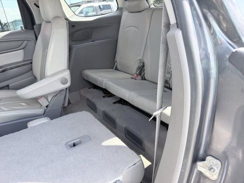 Used 2014 GMC Acadia SLT FWD image 21