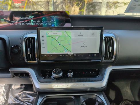 New 2026 Ford Expedition Platinum w/ Stealth Appearance Package image 17