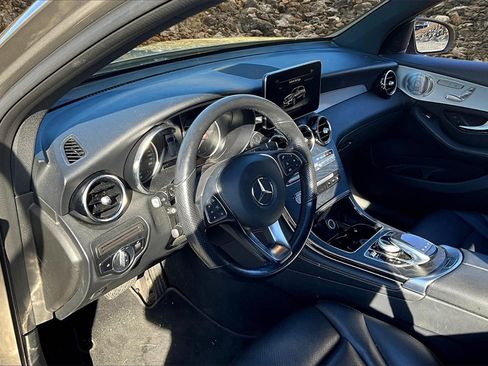Used 2019 Mercedes-Benz GLC 300 GLC 300 w/ Multimedia Package image 12
