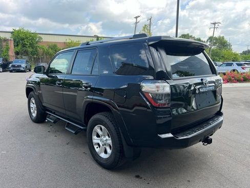 Used 2024 Toyota 4Runner SR5 Premium w/ Moonroof Package AWD/4WD image 7