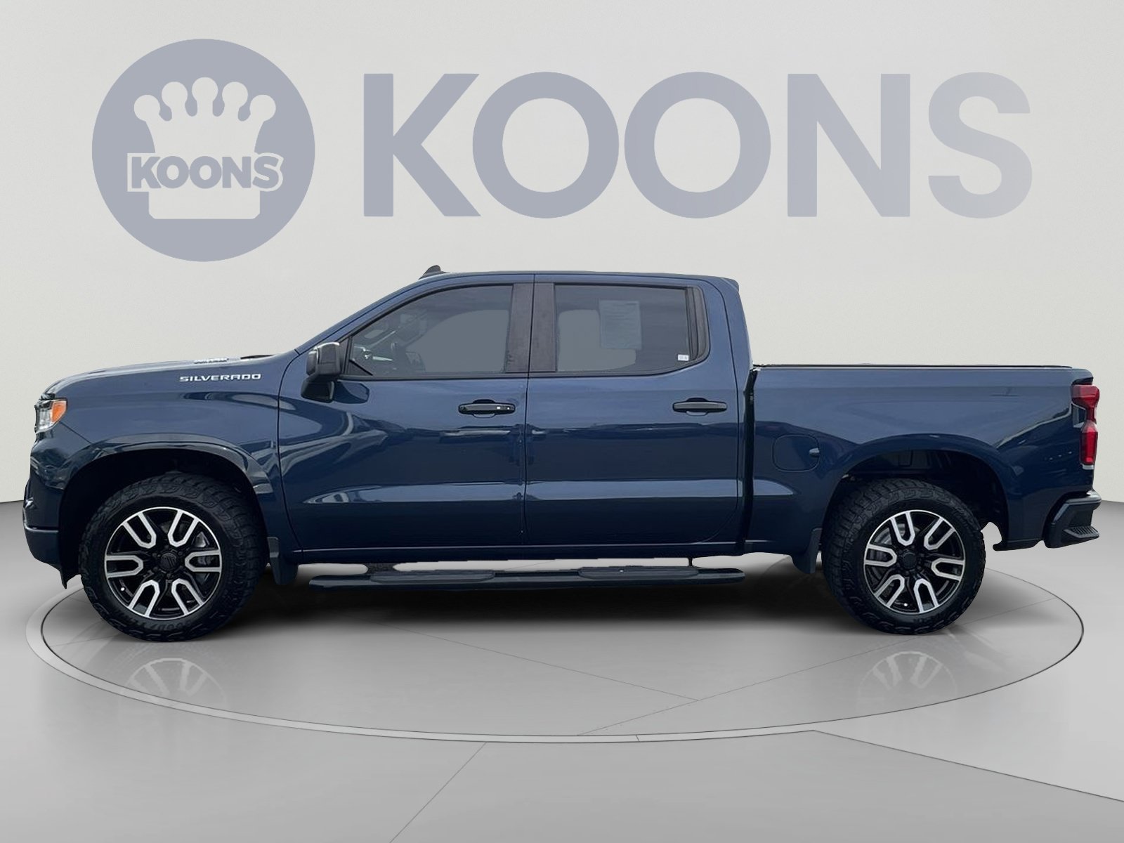 Used 2023 Chevrolet Silverado 1500 RST AWD/4WD image 7