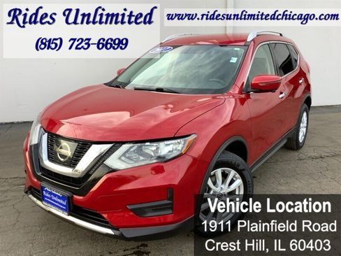 Used 2017 Nissan Rogue SV w/ SV Premium Package image 1