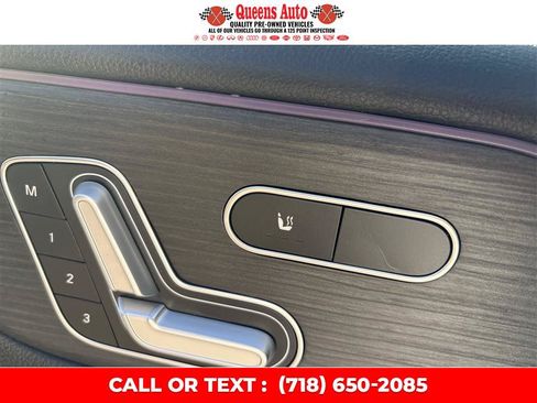 Used 2021 Mercedes-Benz GLB 250 4MATIC w/ Premium Package image 44