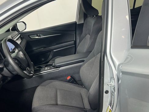 Used 2025 Toyota Camry LE image 19