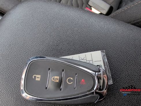 Used 2019 Chevrolet Equinox LT FWD image 33