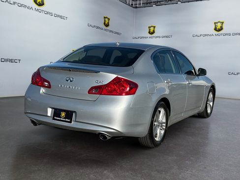 Used 2015 INFINITI Q40 w/ Navigation Package image 5