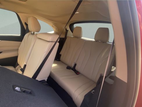 Used 2025 Acura MDX SH-AWD w/ Technology Package image 21
