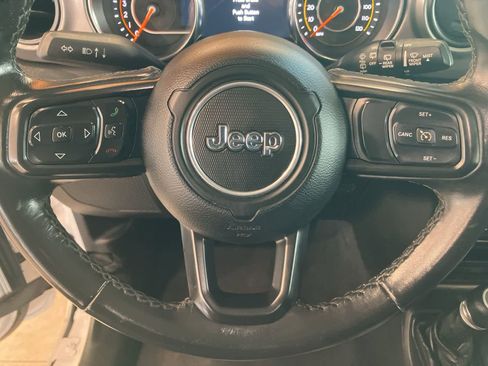 Used 2021 Jeep Wrangler Unlimited Sport w/ Dual Top Group image 15