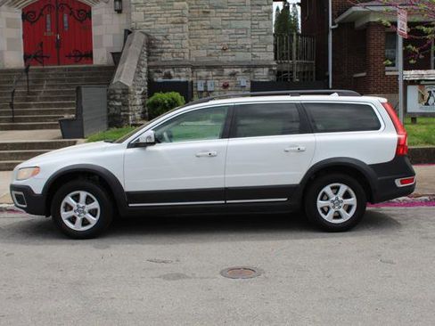 Used 2012 Volvo XC70 3.2 image 9