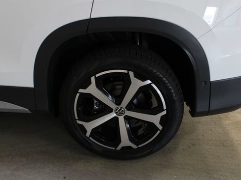 New 2026 Volkswagen Tiguan SE AWD/4WD image 28
