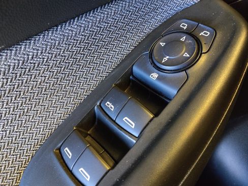 Used 2021 Chevrolet TrailBlazer LT w/ Convenience Package image 27