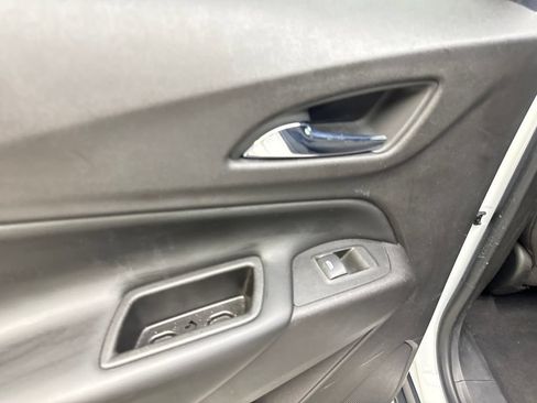 Used 2019 Chevrolet Equinox LT AWD/4WD image 40