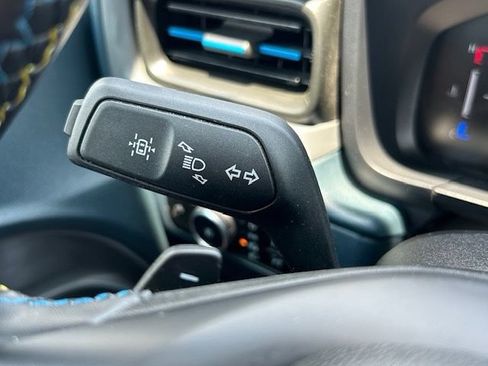 Used 2025 Ford Maverick Lobo AWD/4WD image 31