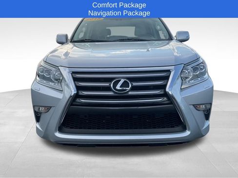 Used 2015 Lexus GX 460 image 2