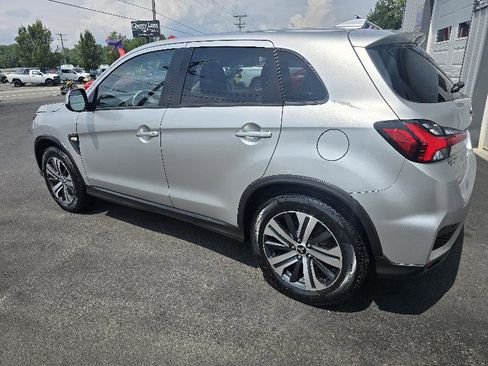 Used 2020 Mitsubishi Outlander Sport ES image 9