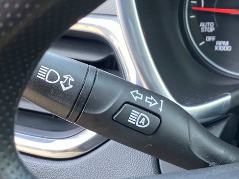 Used 2022 Chevrolet Equinox LT FWD image 19